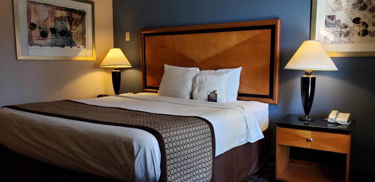 Baymont By Wyndham Knoxville I-75 Exterior foto